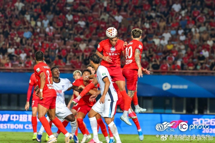 河南1-1大连英博海发 古斯塔沃头球难换三分